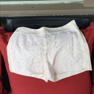 ❤️J. Crew Peach Eyelet Shorts.  Size 6.
